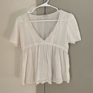 light weight v-neck top